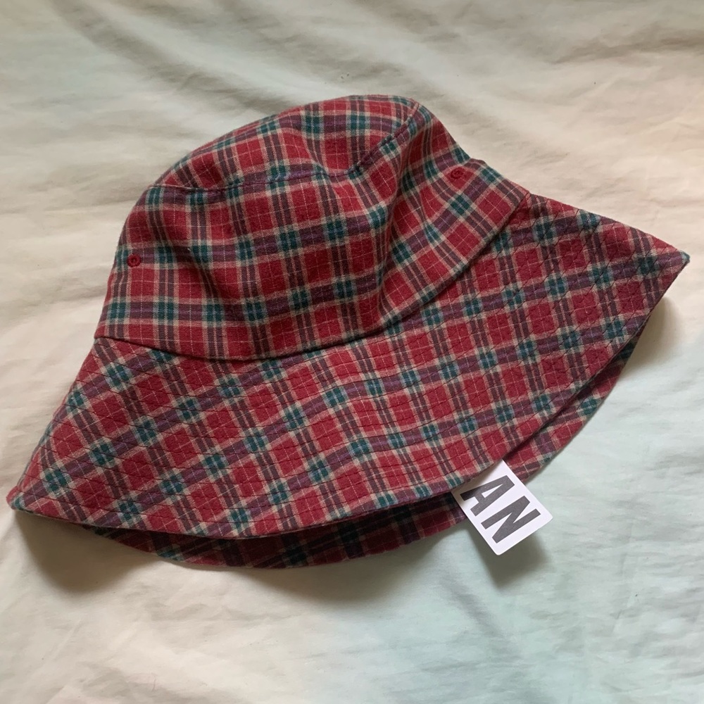 New With Tags Urban Outfitters Red and Green Plaid Bucket Hat 100% Cotton